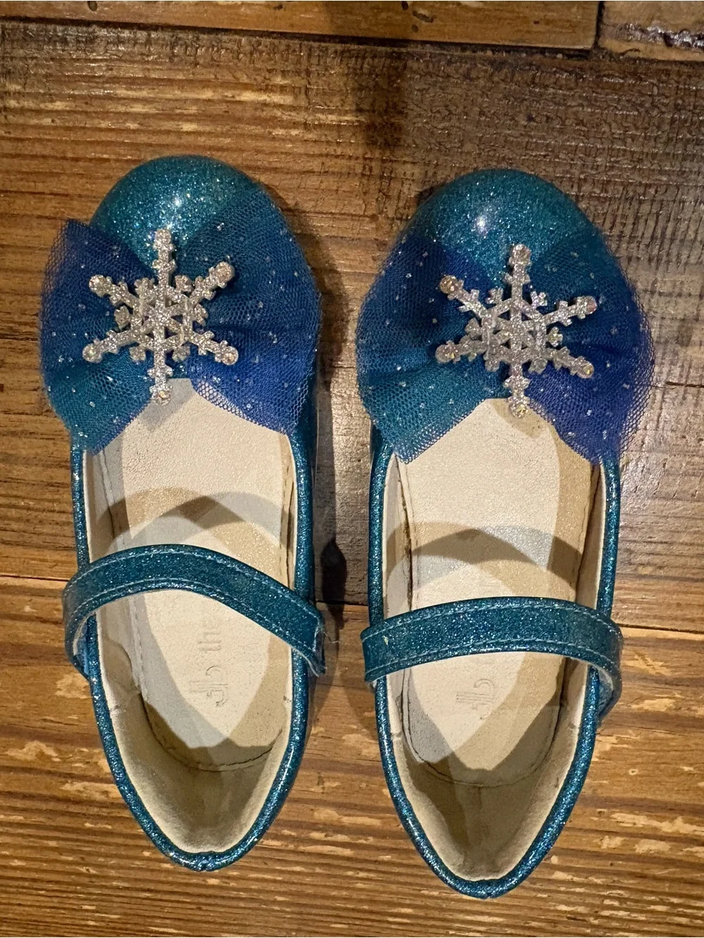 Toddler Glitter Blue Mary Jane Dress Shoes with Snowflake Accent